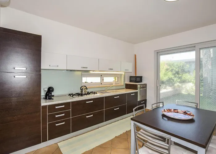 Stunning Home In Marina Di Ragussa * Marina di Ragusa